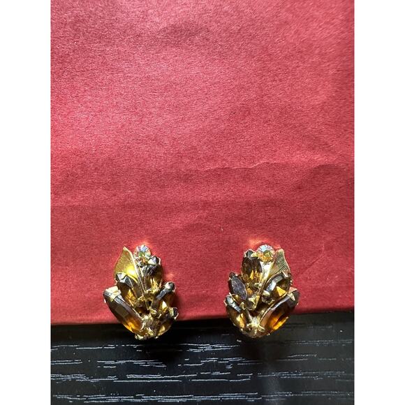 Vintage Weiss Signed Amber Rhinestone Gold Tone Floral Leaf Clip On Earrings - Picture 10 of 10